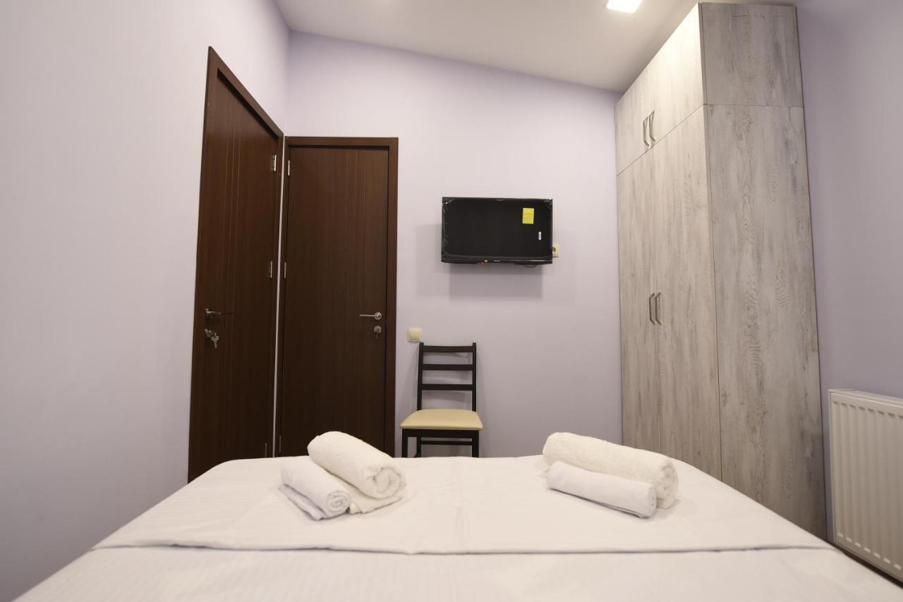 Family Hotel Avlabar Tiflis Exterior foto