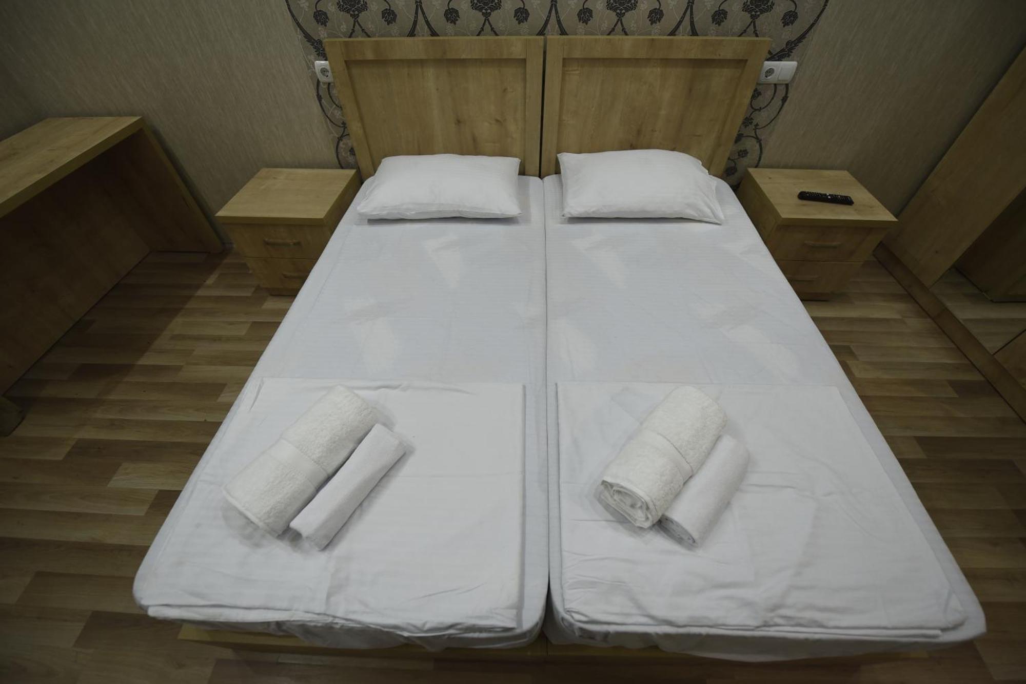 Family Hotel Avlabar Tiflis Exterior foto